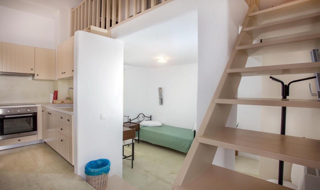 Ianthi Boutique Guesthouses Skyros Exteriör bild