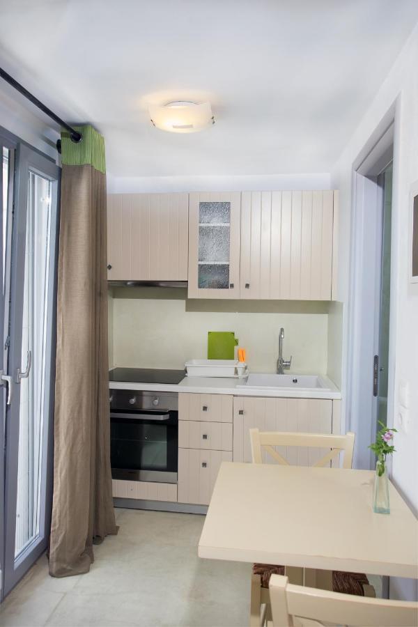 Ianthi Boutique Guesthouses Skyros Exteriör bild
